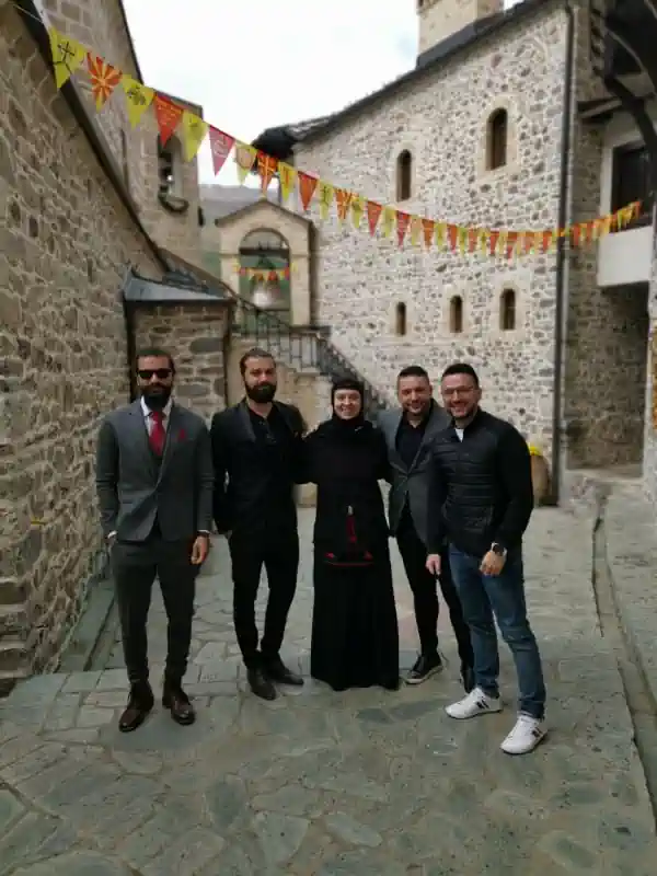 Лозано доби благодарница за 1000 години од Бигорскиот Манастир